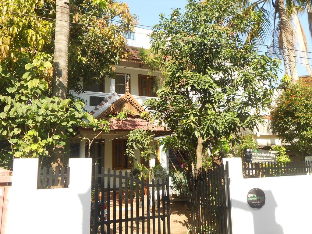 Heavenly Homestay Kochi Bagian luar foto