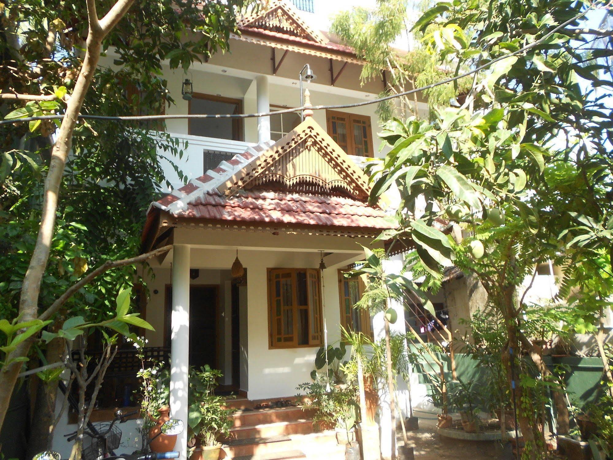 Heavenly Homestay Kochi Bagian luar foto