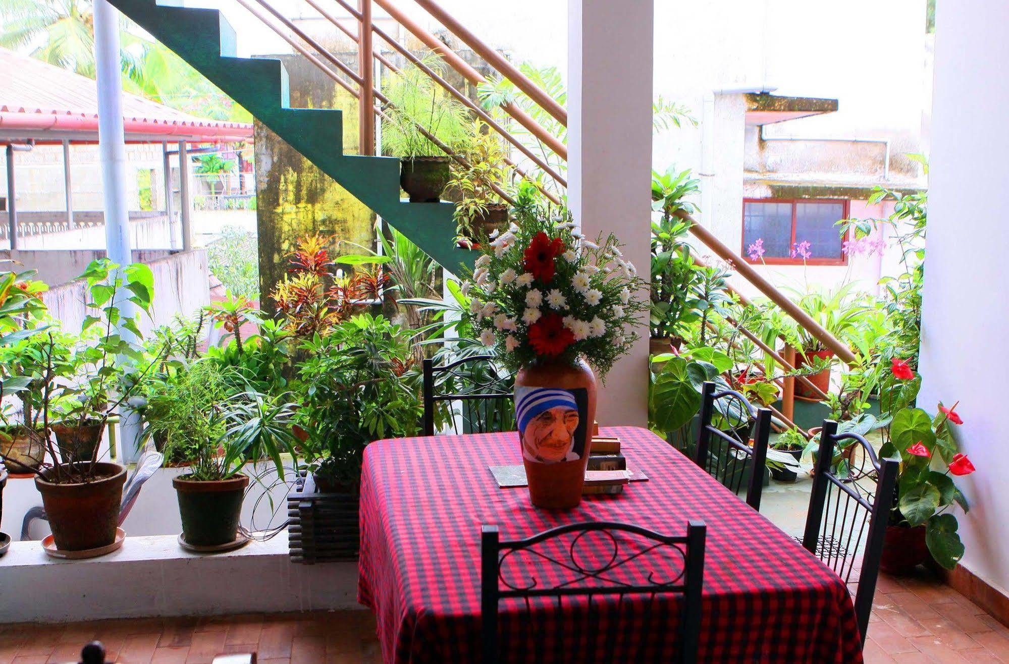 Heavenly Homestay Kochi Bagian luar foto